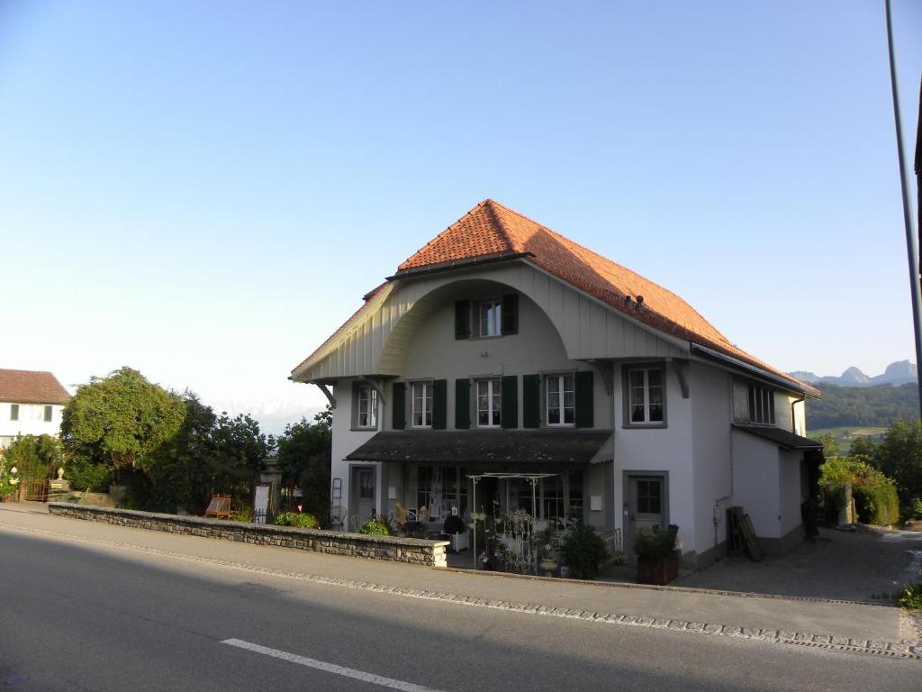 Bed And Breakfast Gantrisch Cottage Ferienzimmer Rueggisberg Exterior photo